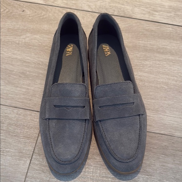 Zara Womans blue Loafers - Picture 1 of 3